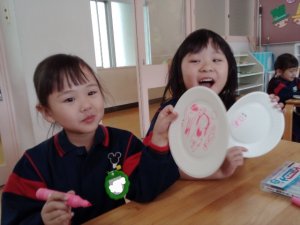 サンシティ聖母幼稚園　ばら組　鯉のぼり製作